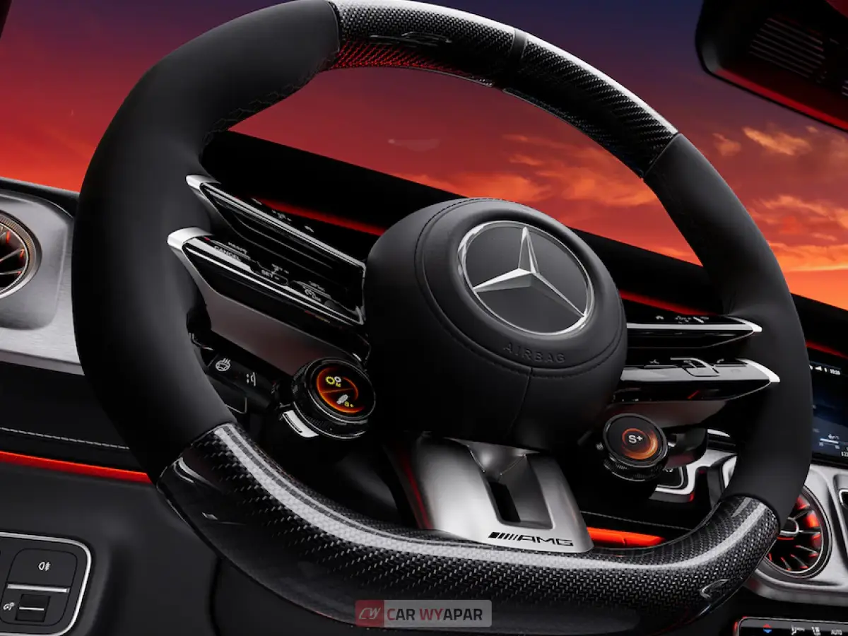 Mercedes-Benz G-Class AMG Top Feature